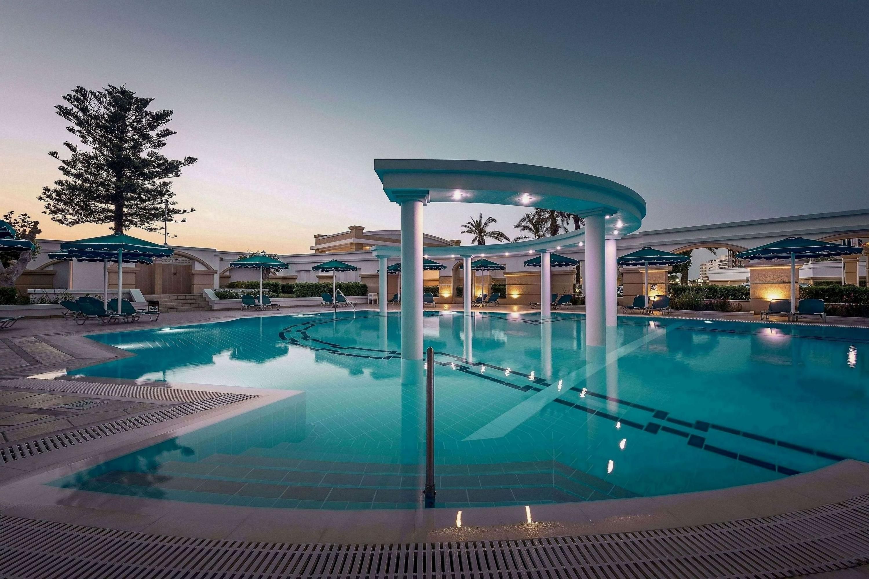 Piscină
