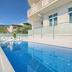 Piscină