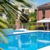 Piscină