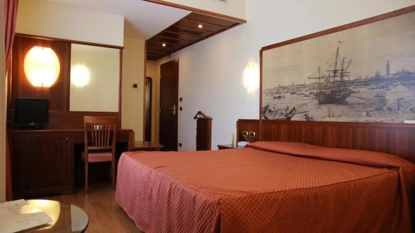 Hotel President