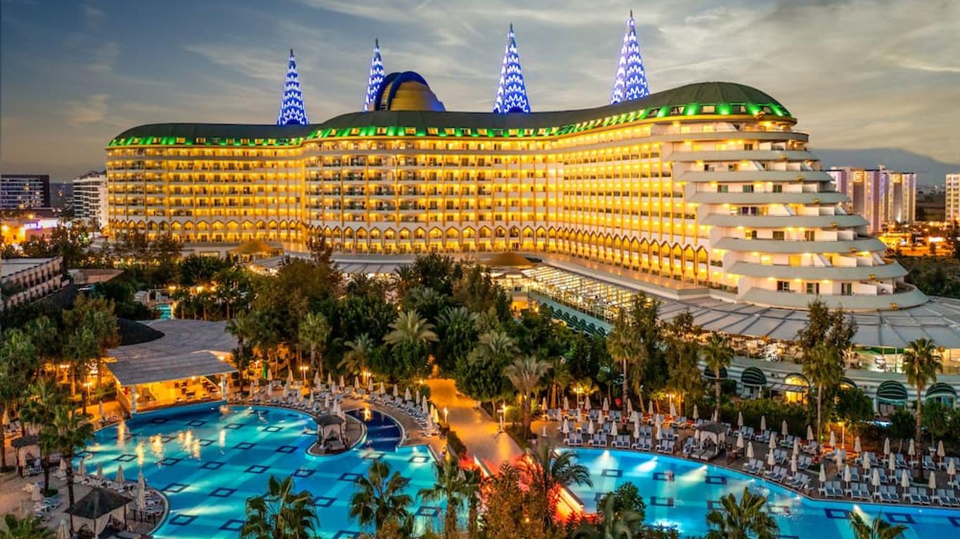 Delphin Imperial