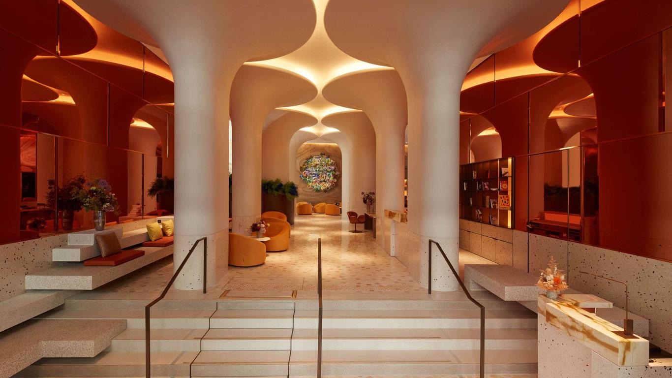 So/ Paris Hotel