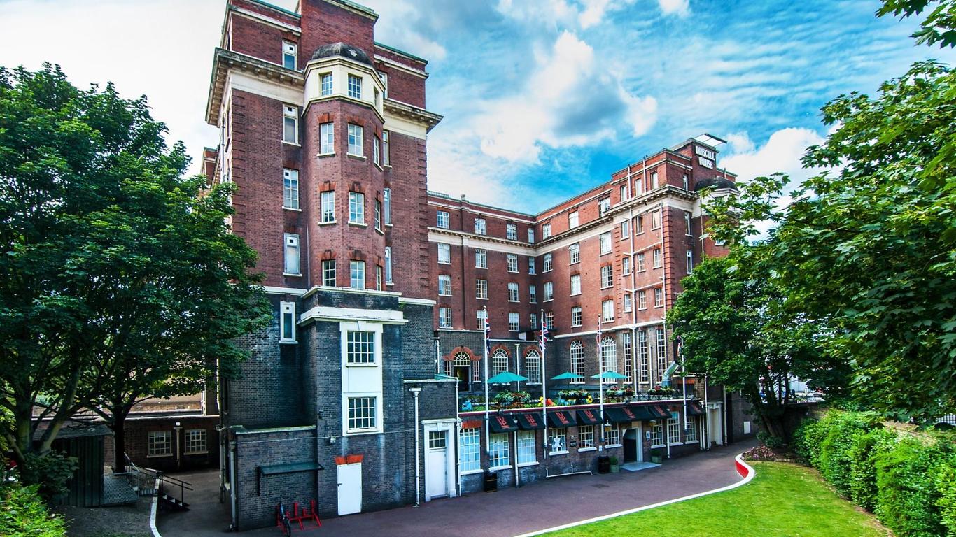 Restup London Hotel