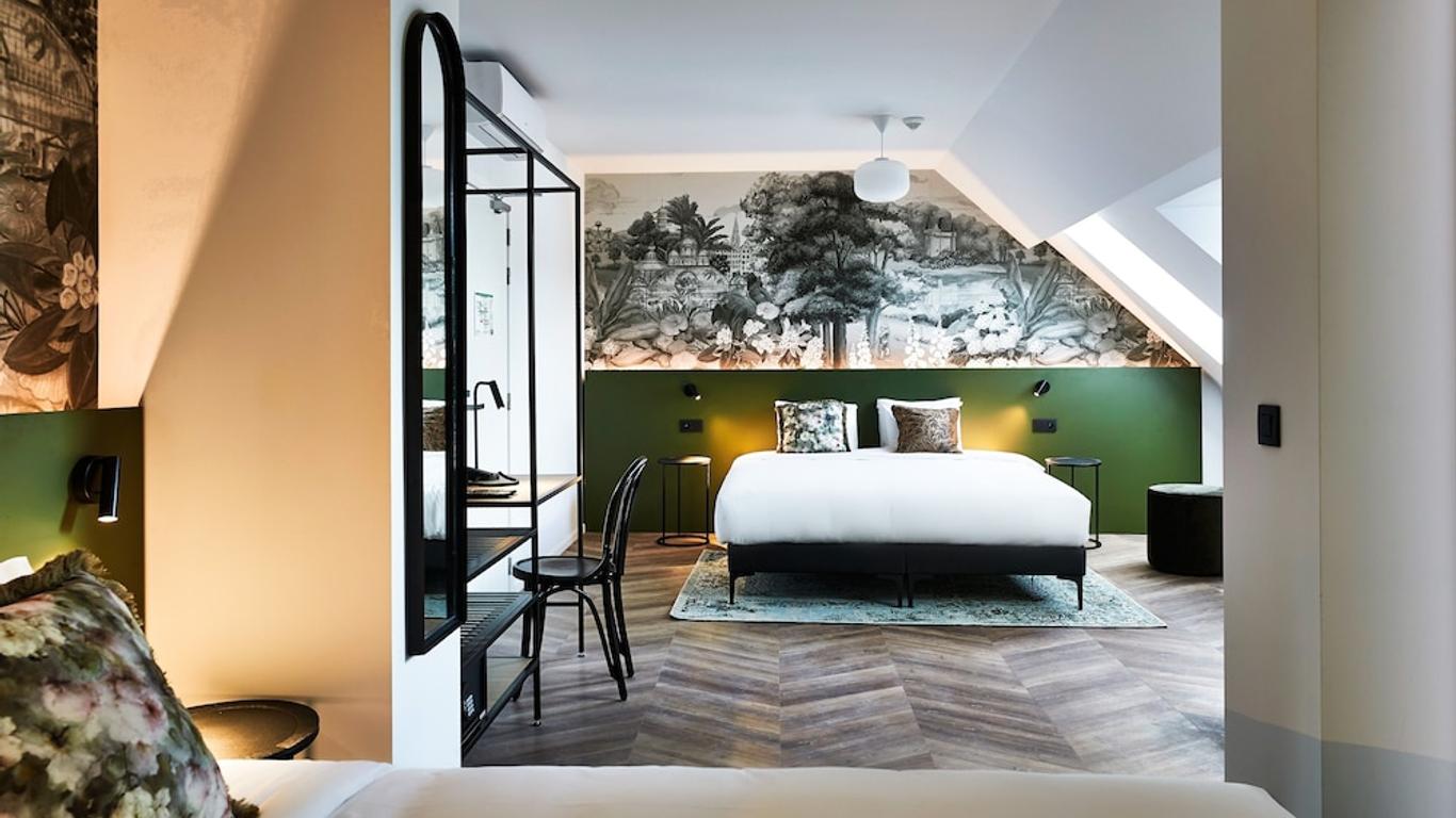 Urban Yard Hotel