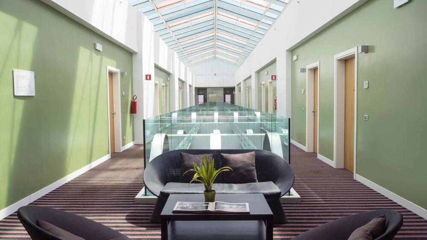 Neo Hotel