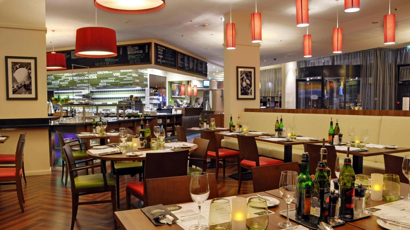 Courtyard by Marriott Paris Saint Denis