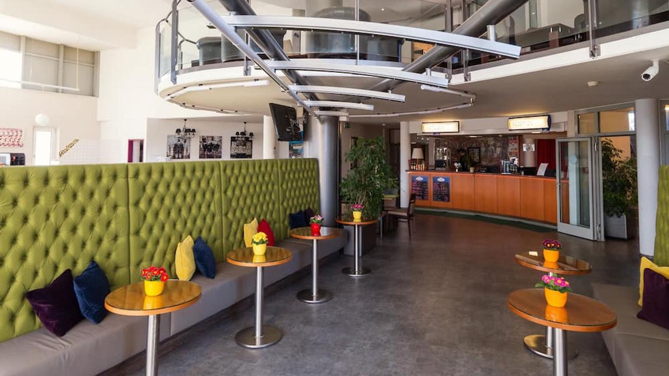 Life Hotel