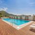 Piscină