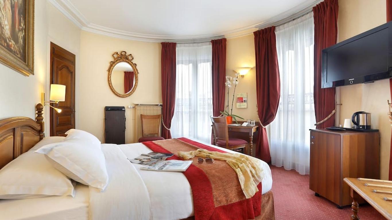 Hotel The Originals Paris Paix République
