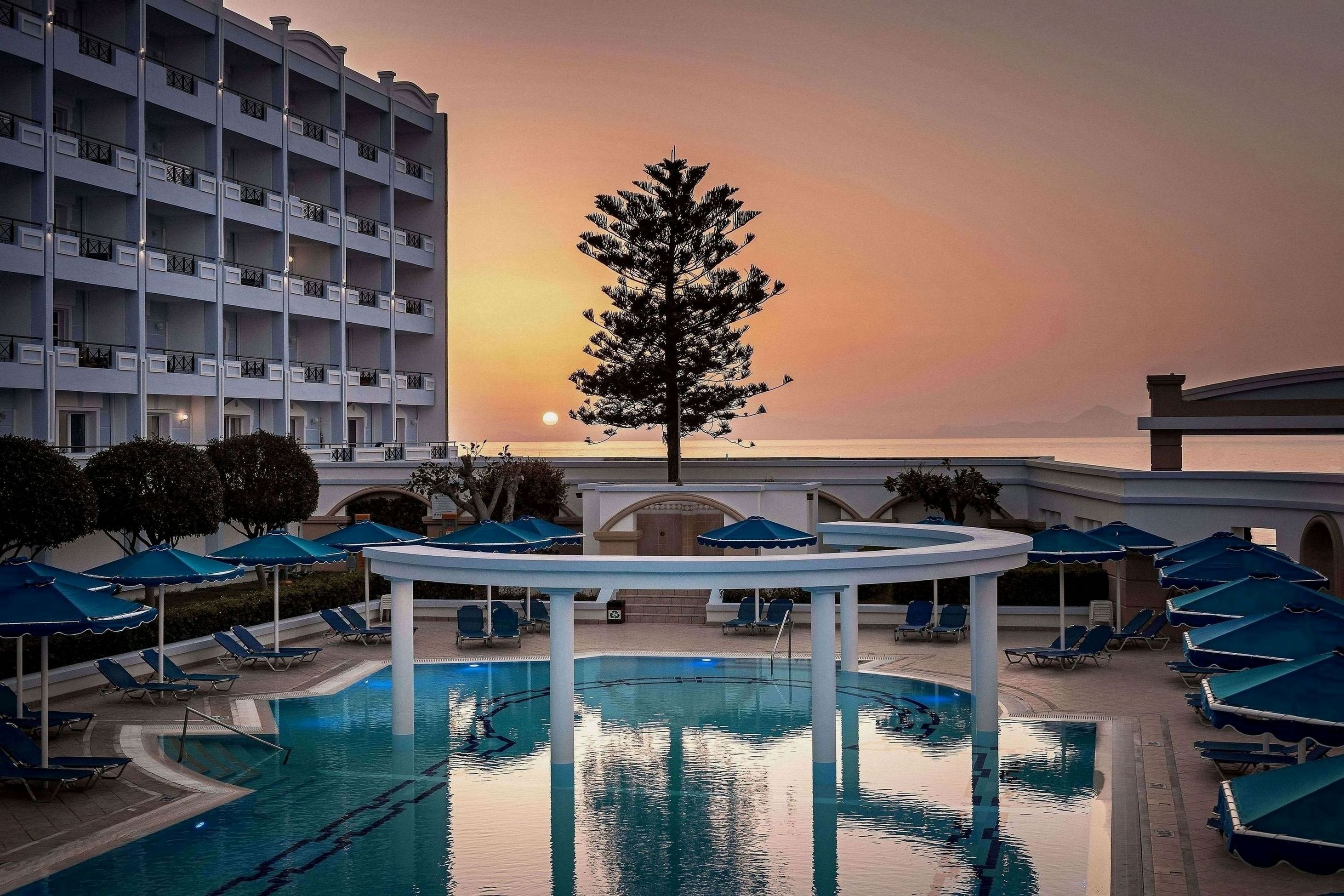 Piscină
