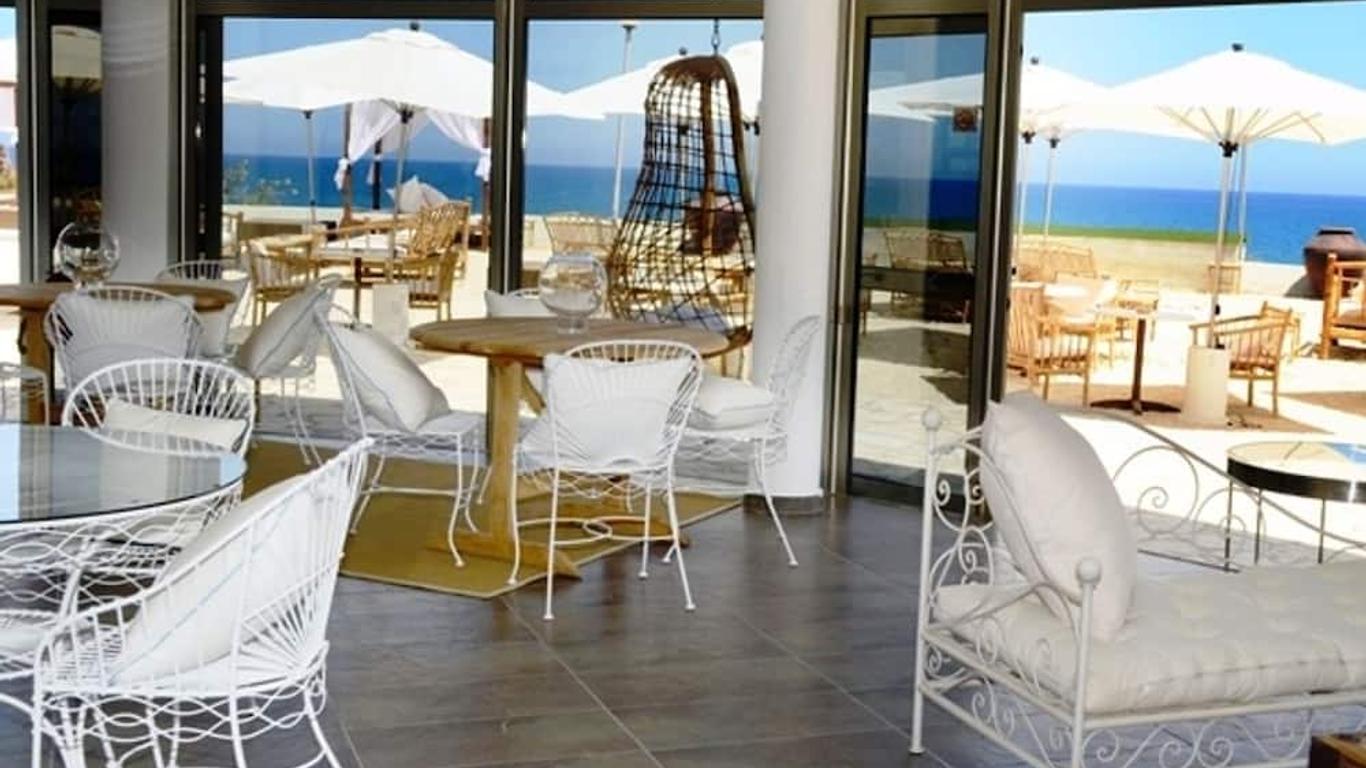 E-Hotel Larnaca Resort & Spa