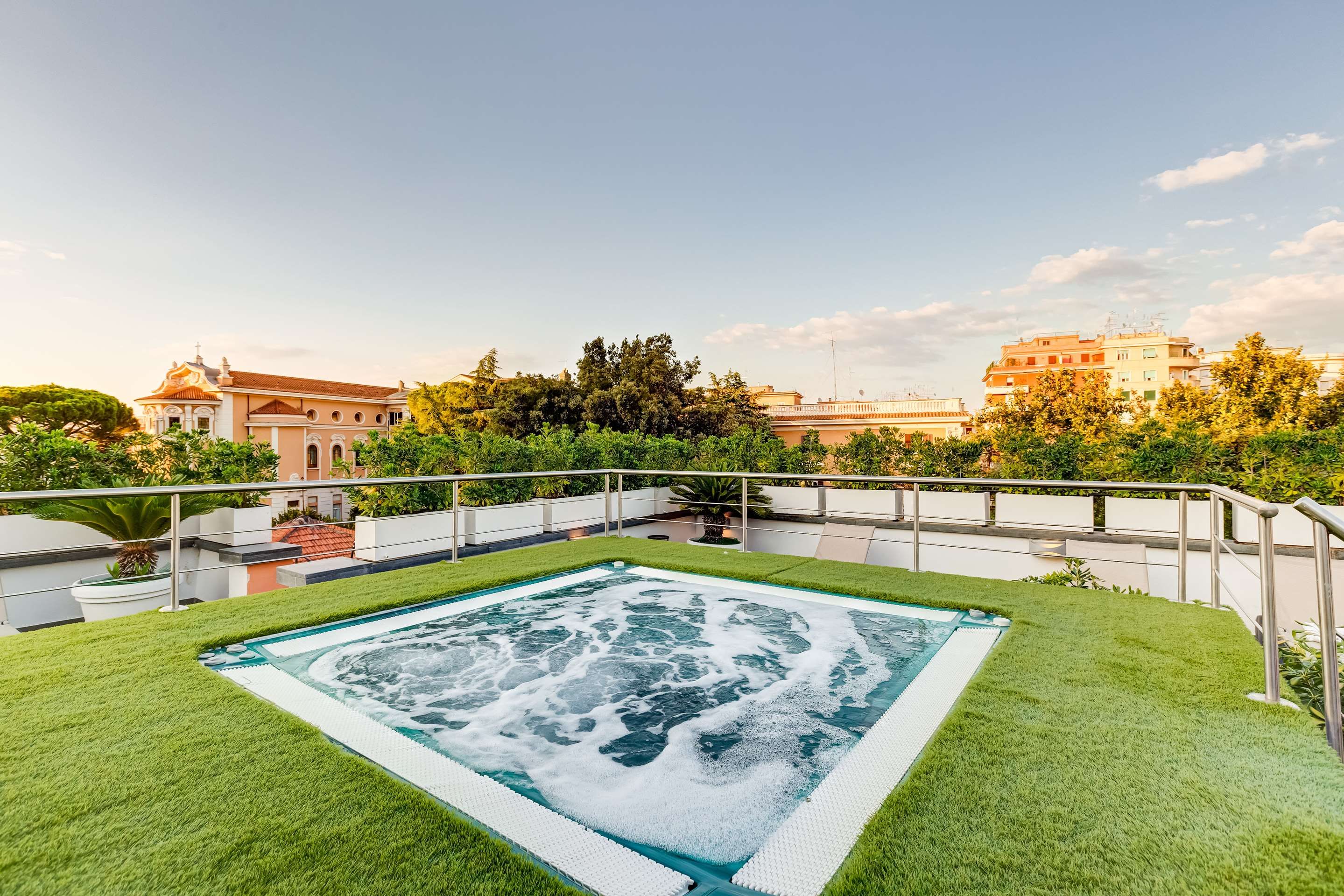 Piscină